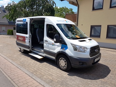 Seit 2017 ist der Bürgerbus Dreisam-Stromer in Kirchzarten und Umgebung zuverlässig unterwegs. Bild: Dr. Holger Jansen/Agentur Landmobil